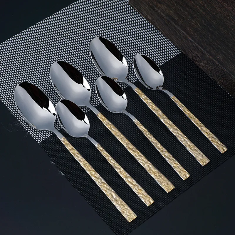 6-teiliger Satz luxuriöser vergoldeter Bestecksatz mit Hängekarte heißer Verkauf im mittleren Osten Asiens Markt