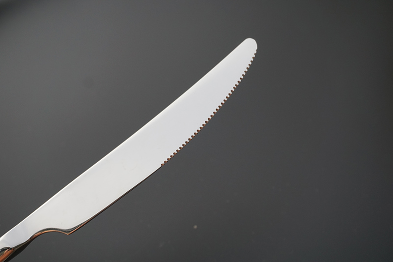 factory price new design stainless steel cutlery set silver flatware set 24pcs spoons forks knives