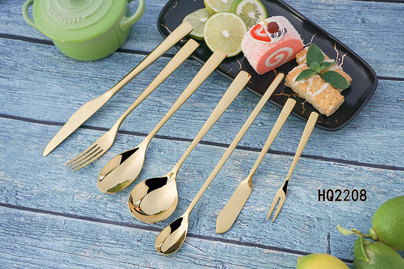 طقم أدوات مائدة من الفولاذ المقاوم للصدأ قابل لإعادة الاستخدام ومخصص من الفولاذ المقاوم للصدأ