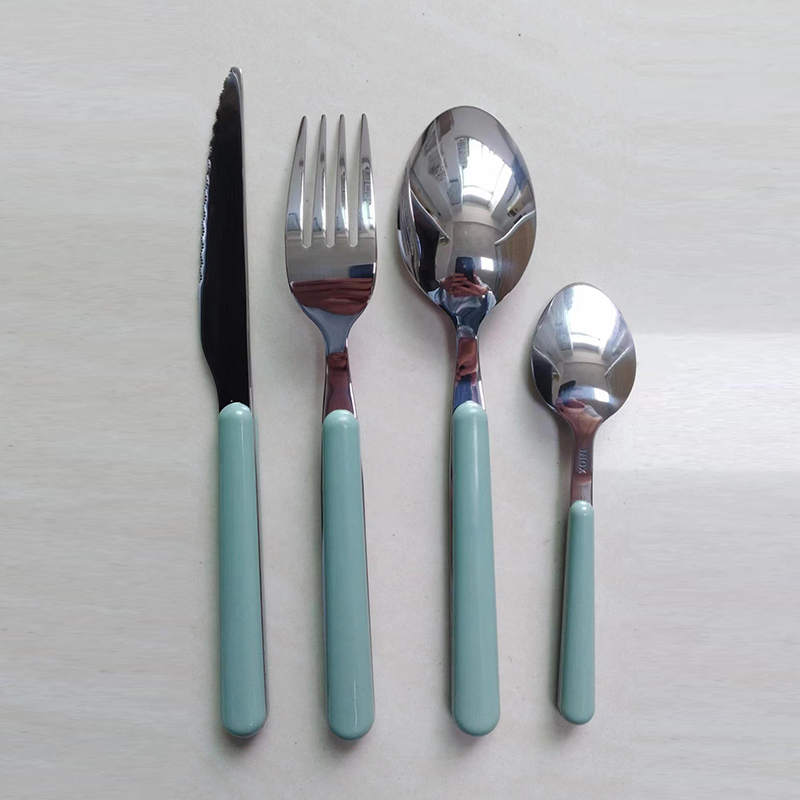 luxury plastic handle cutlery colorful stainless steel spoons forks knives flatware set stainless steel travel tableware