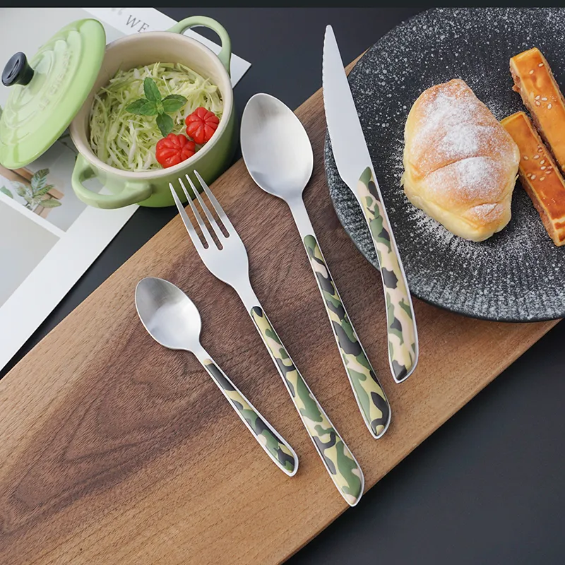 طقم أدوات مائدة بتصميم جديد لمطعم الفندق أدوات مائدة بتصميم عصري عصري مموه بمقبض بلاستيكي