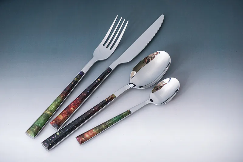 Großhandel Geschirr Marmor Kunststoffgriff wiederverwendbare Edelstahl-Besteck Set Löffel Gabel Messer Besteck Set