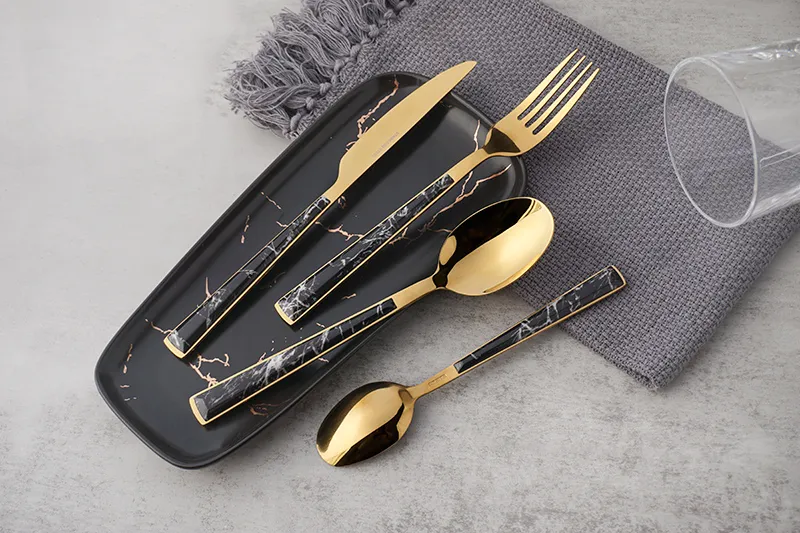 Großhandel Geschirr Marmor Kunststoffgriff wiederverwendbare Edelstahl-Besteck Set Löffel Gabel Messer Besteck Set