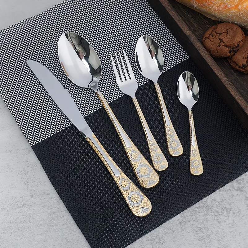 طقم أدوات مائدة من الفولاذ المقاوم للصدأ مطلي بالذهب الفاخر الحديث طقم أدوات مائدة من الفولاذ المقاوم للصدأ مصقول كالمرآة جاهز للشحن بسعر منخفض