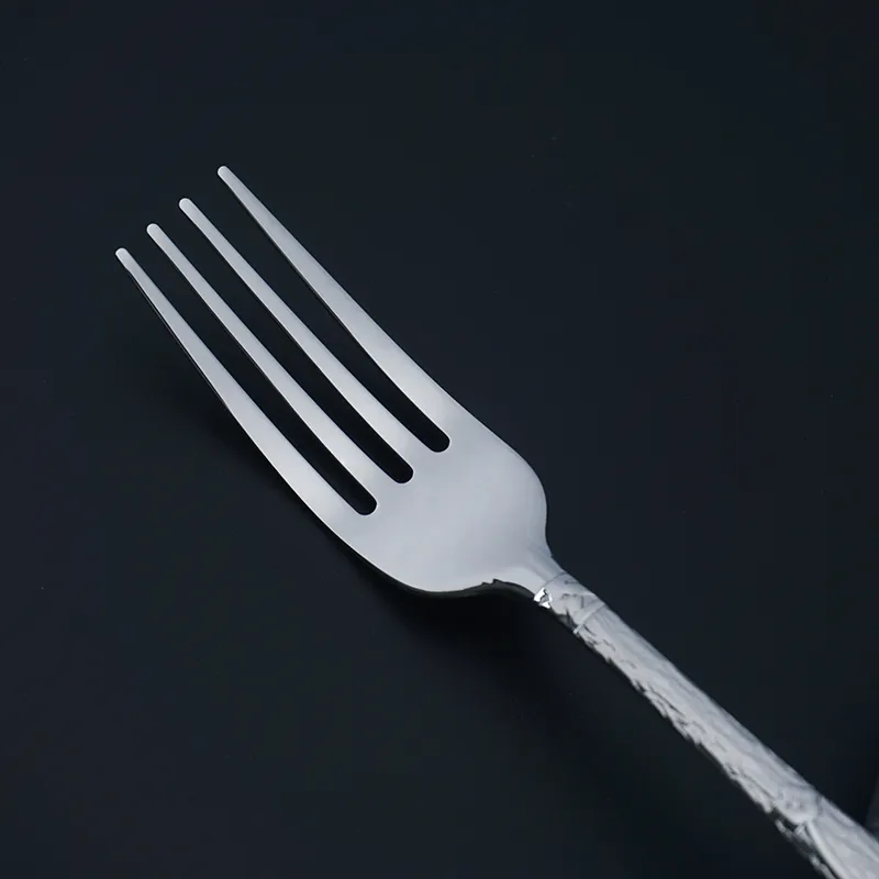 طقم أدوات مائدة رائع للنحت طقم أدوات مائدة من الفولاذ المقاوم للصدأ بتصميم ممتاز للحفلات أدوات مائدة عالية الجودة